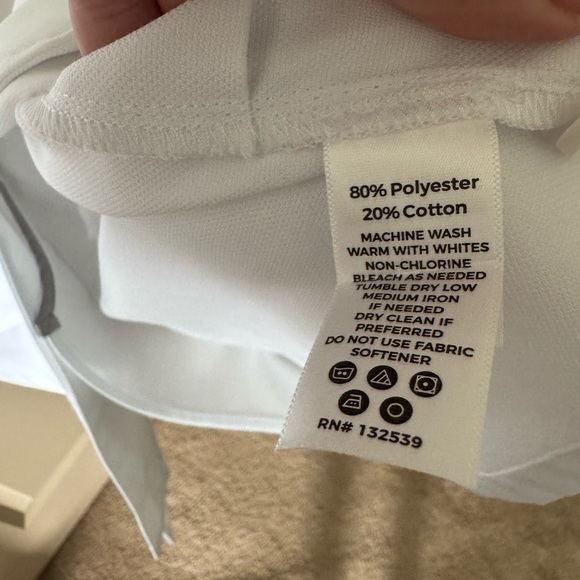 Medelita Women's Vandi 34 1/2" Lab Coat size Small - Picture 6 of 8